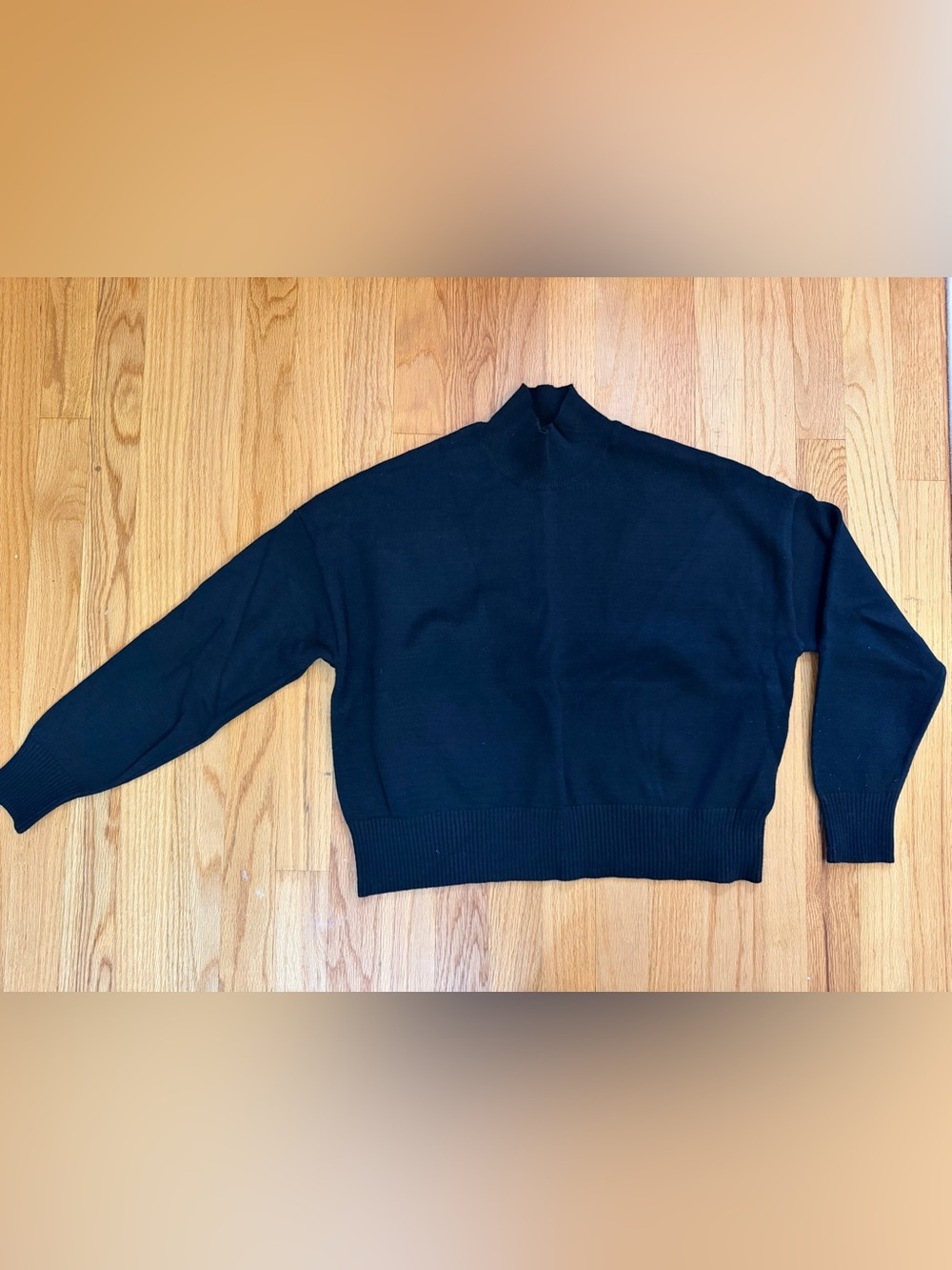 EXPRESS Long Sleeve Turtle Neck Sweater in Black Size Small Like New